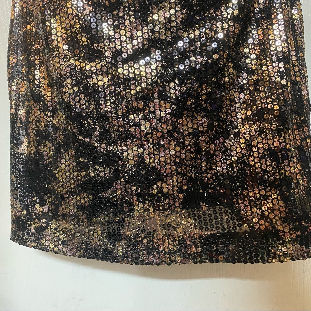 One Shoulder Black and Gold Sequin Dress Badgely Mischka - Picture 6 of 9